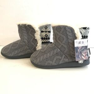 NIB Muk Luks Sherpa Trim Slipper Boot Large 9-10